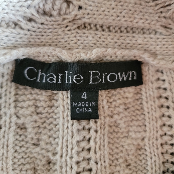 Charlie Brown Sweater. Cable Knit, Swingy Body with Slight Cowl Neck. Size- AU 4 - Picture 12 of 13